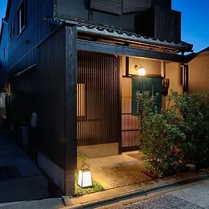 Guest house Ayanishiki Shimabara-omon Residence【京都 Ayanishiki 島原大門邸】, Kyoto